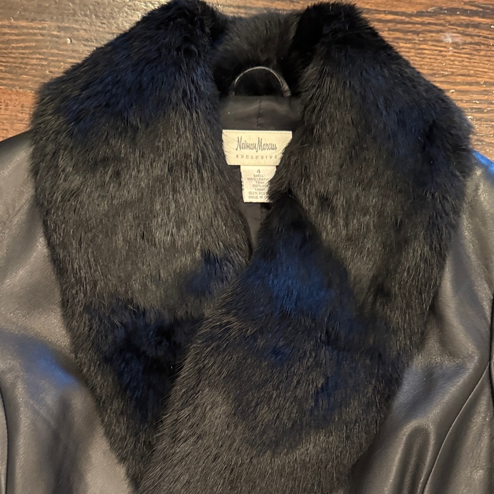Neiman Marcus Black Fur Collar Leather Jacket 4 - Picture 7 of 9